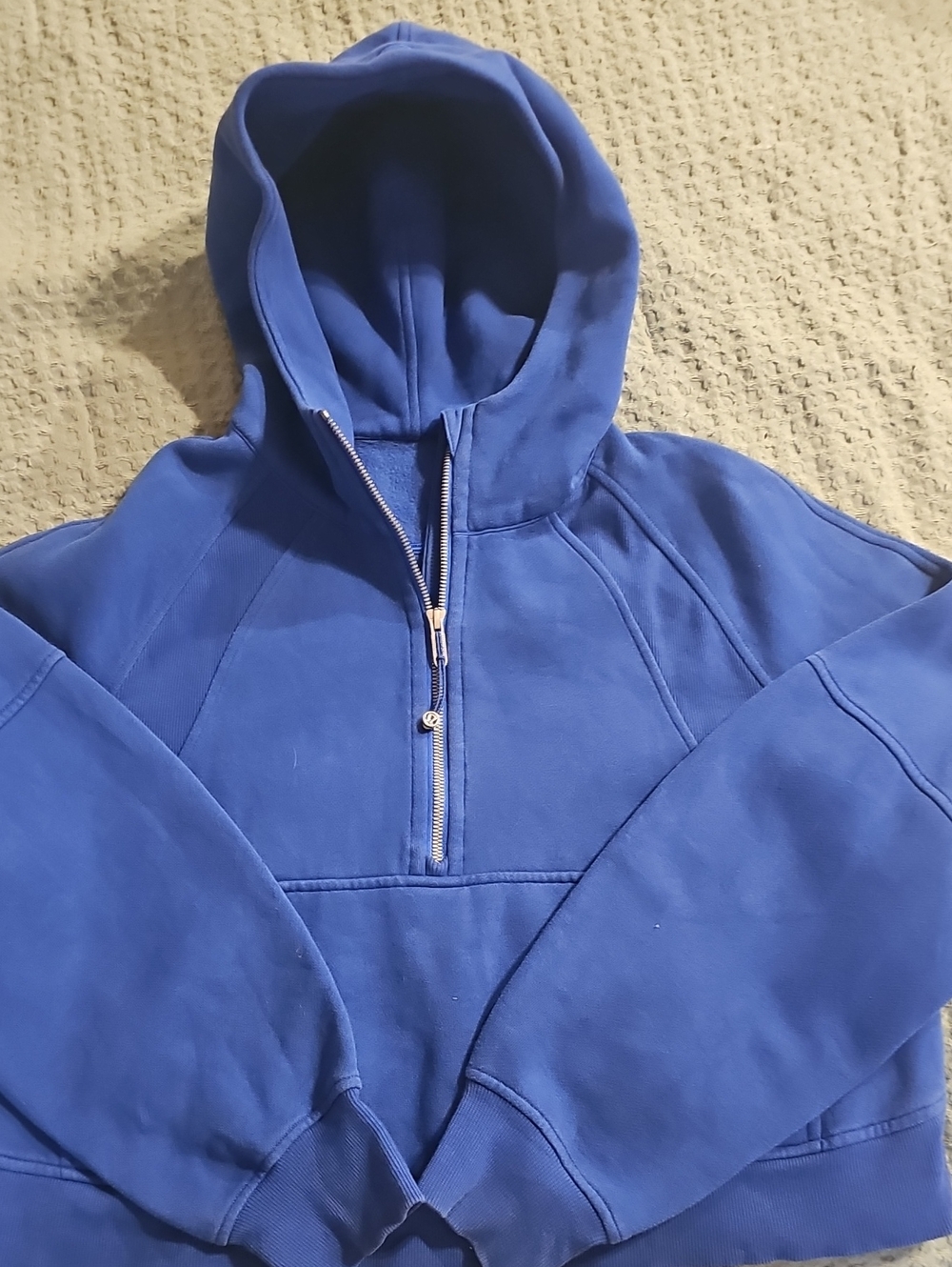 Lululemon Cropped Blue Scuba